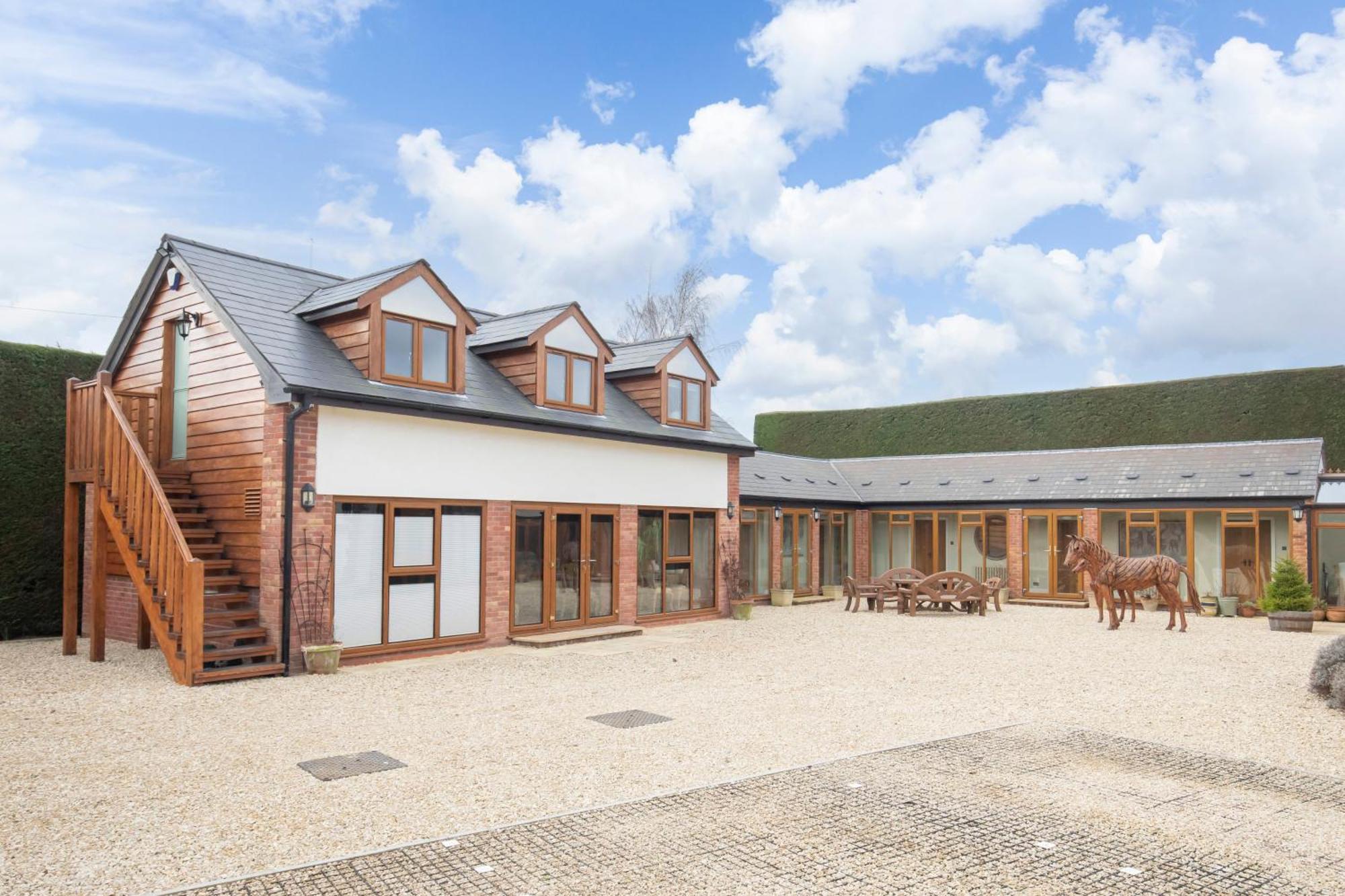Stable Lodge - Boutique Bed & Breakfast Shurdington Eksteriør billede